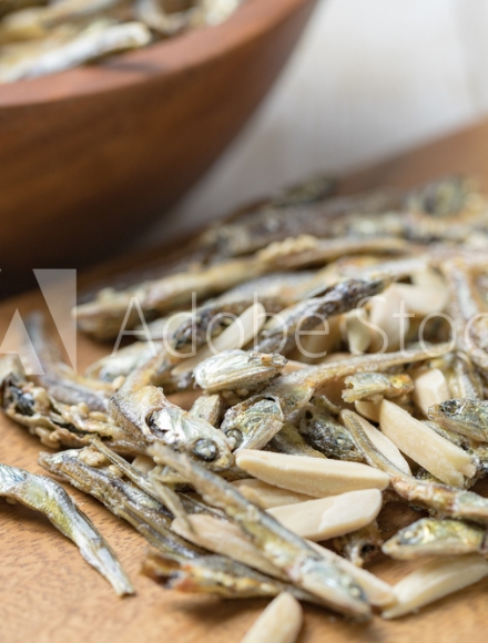 アーモンドフィッシュ